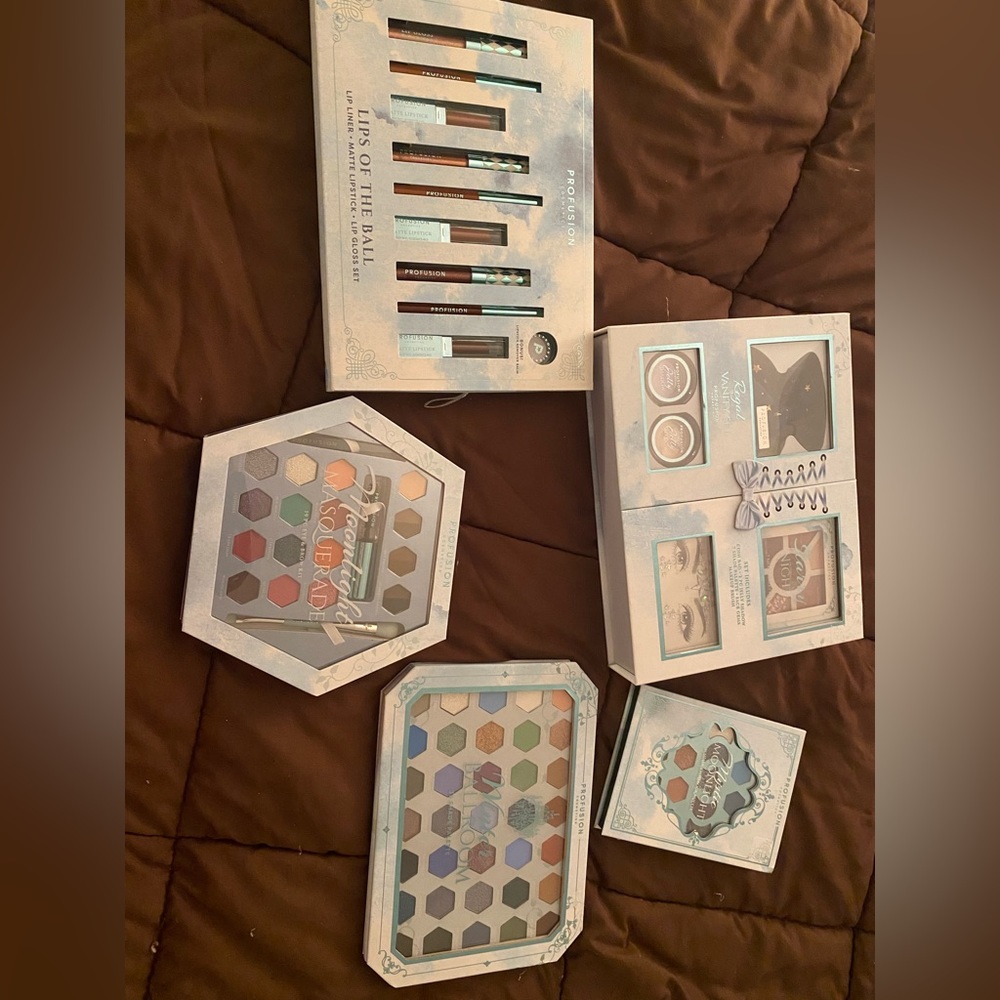 Profusion cosmetics bundle set